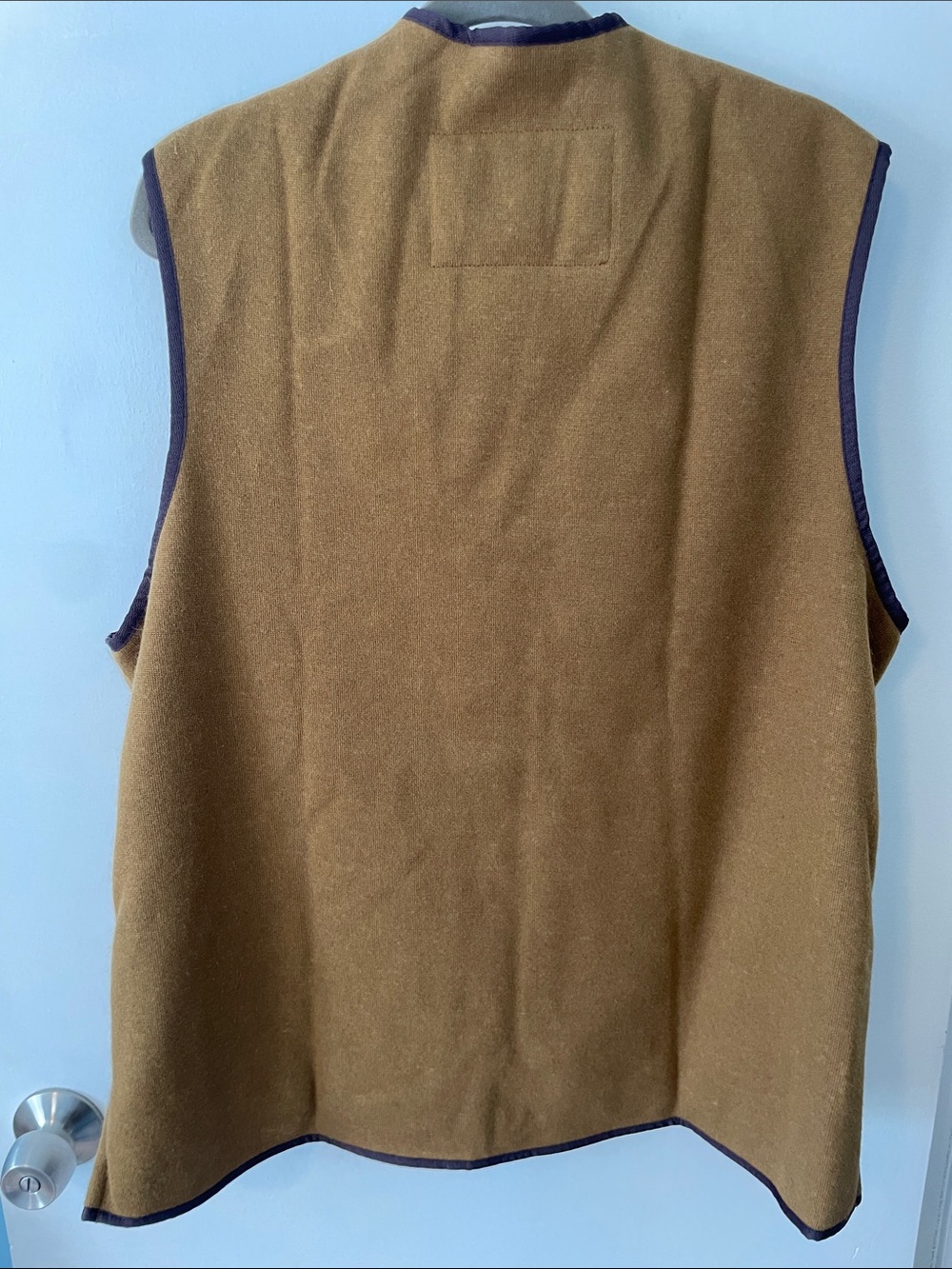 Barbour Pile Lined Vest - Picture 7 of 9